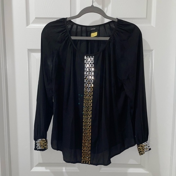 💰 3 for $25 💰ALFANI Top with gem detail long sleeve SZ 4 - Picture 5 of 7